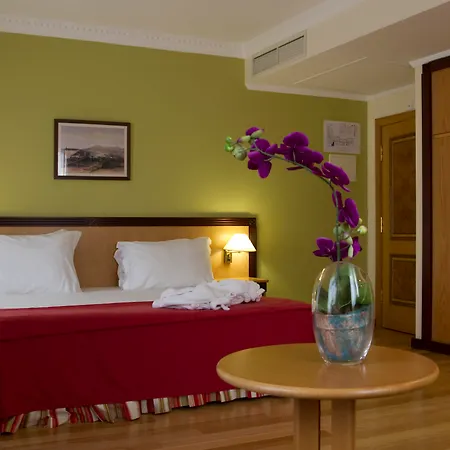 Quinta Bela S Tiago 4* 푼샬
